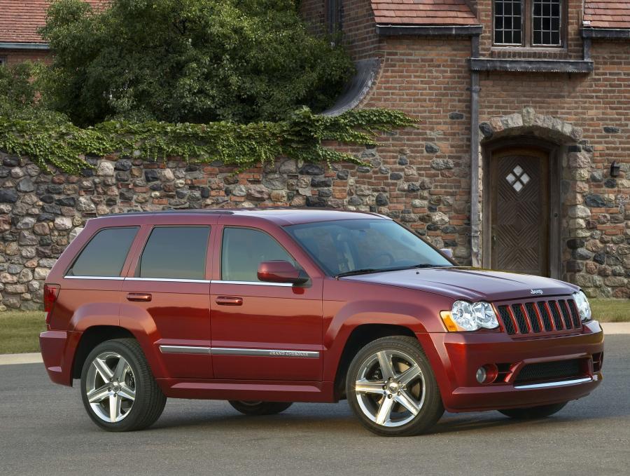  Jeep Grand Cherokee SRT8 2006 года  (фото 5 из 24)